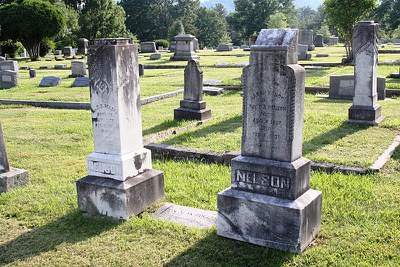 Oakdale Cemetery 