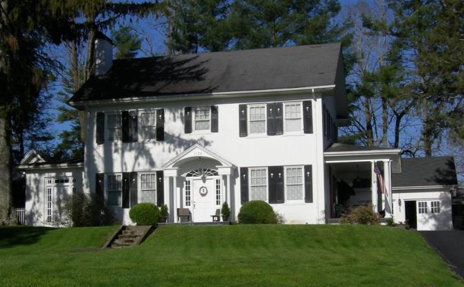 1125 Highland Avenue