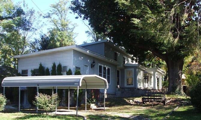 1210 Oakland Extension
