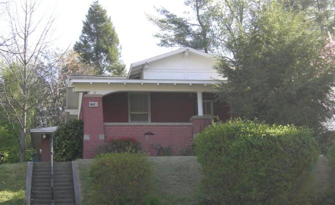 1316 Oakland Street