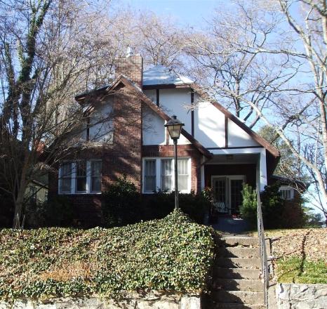 401 Regal Street