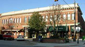 437-451 N. Main
