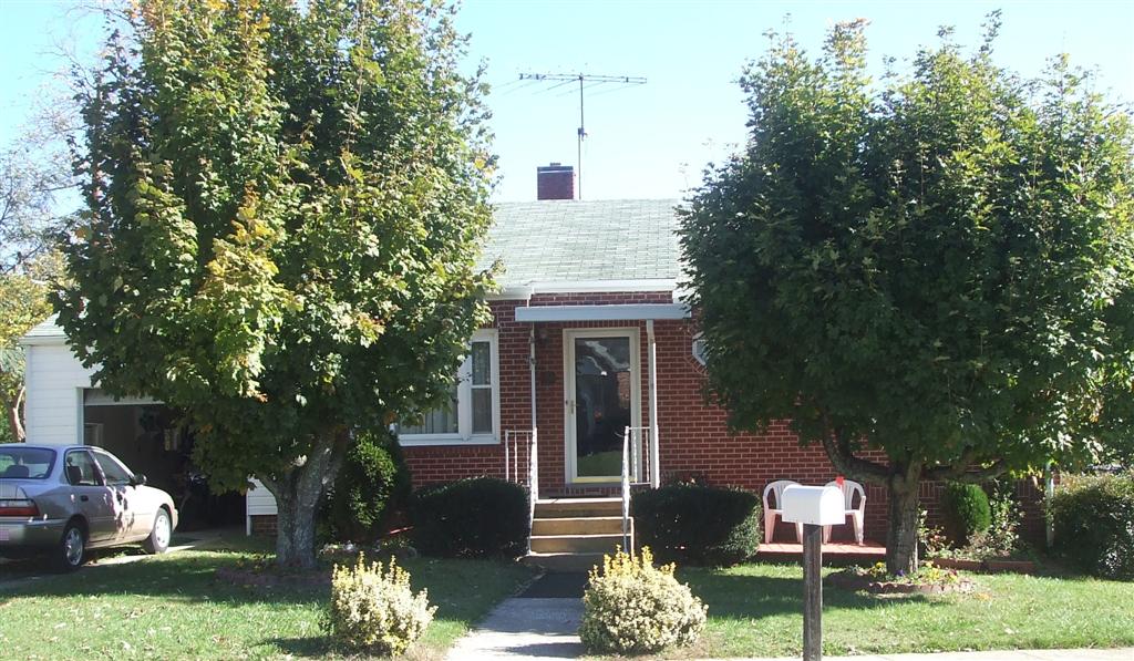 1116 Hyman Avenue
