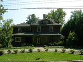 824 Dale Street 